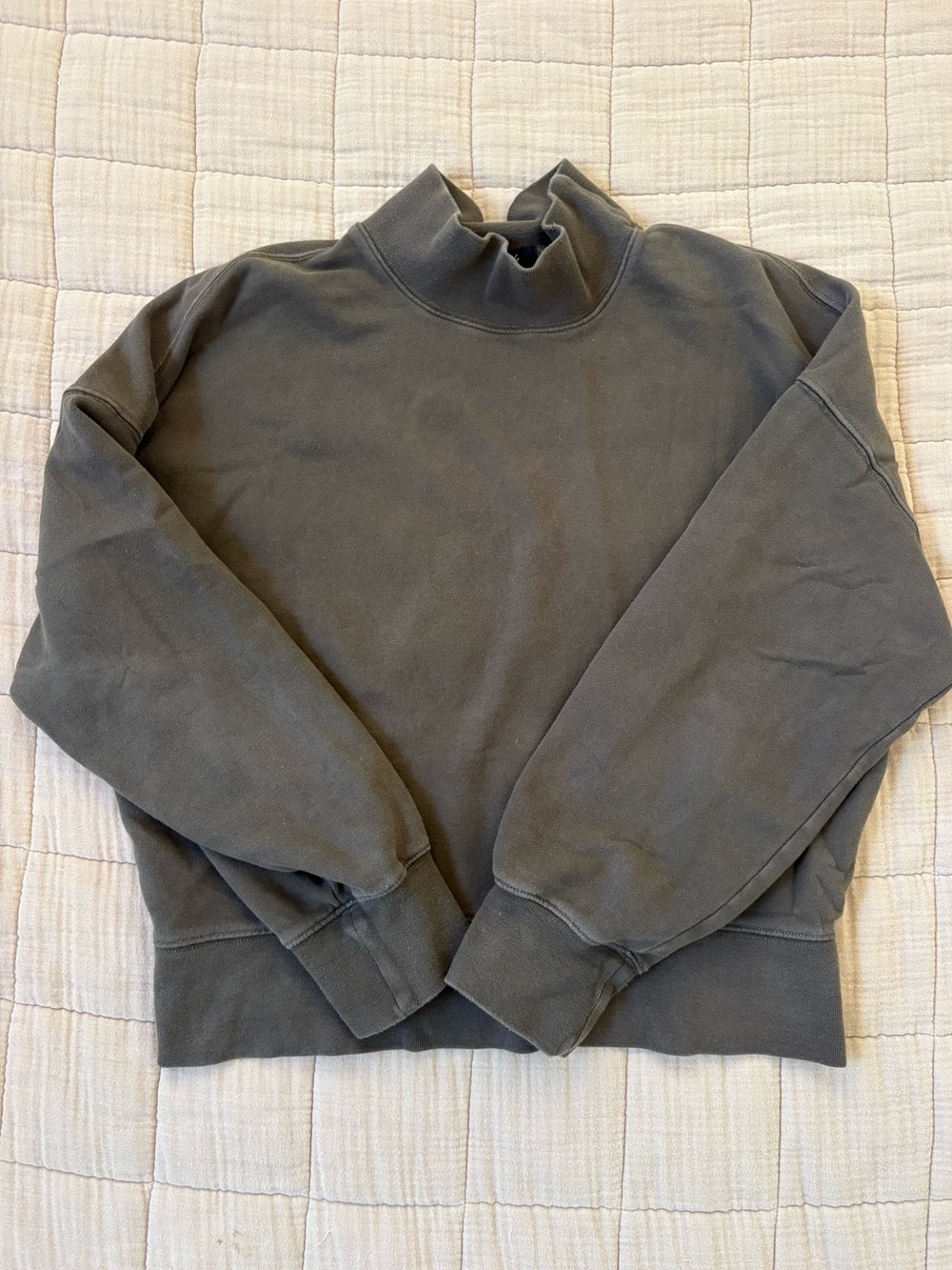 Rails mock neck sweatshirt